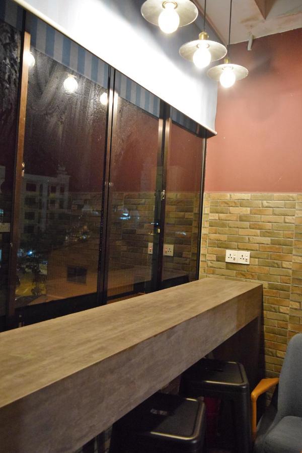 Dj Citi Inn Hotel Kuala Terengganu Exterior foto